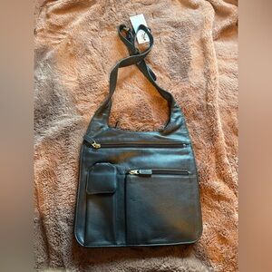 Black Leather Travel Crossbody/Messenger Bag with Pockets